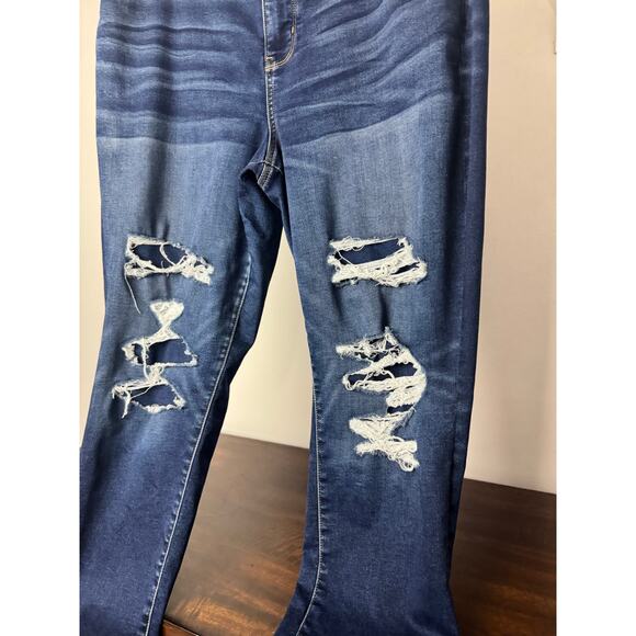 American Eagle Dark Wash Distressed Jean 20R - Picture 4 of 9